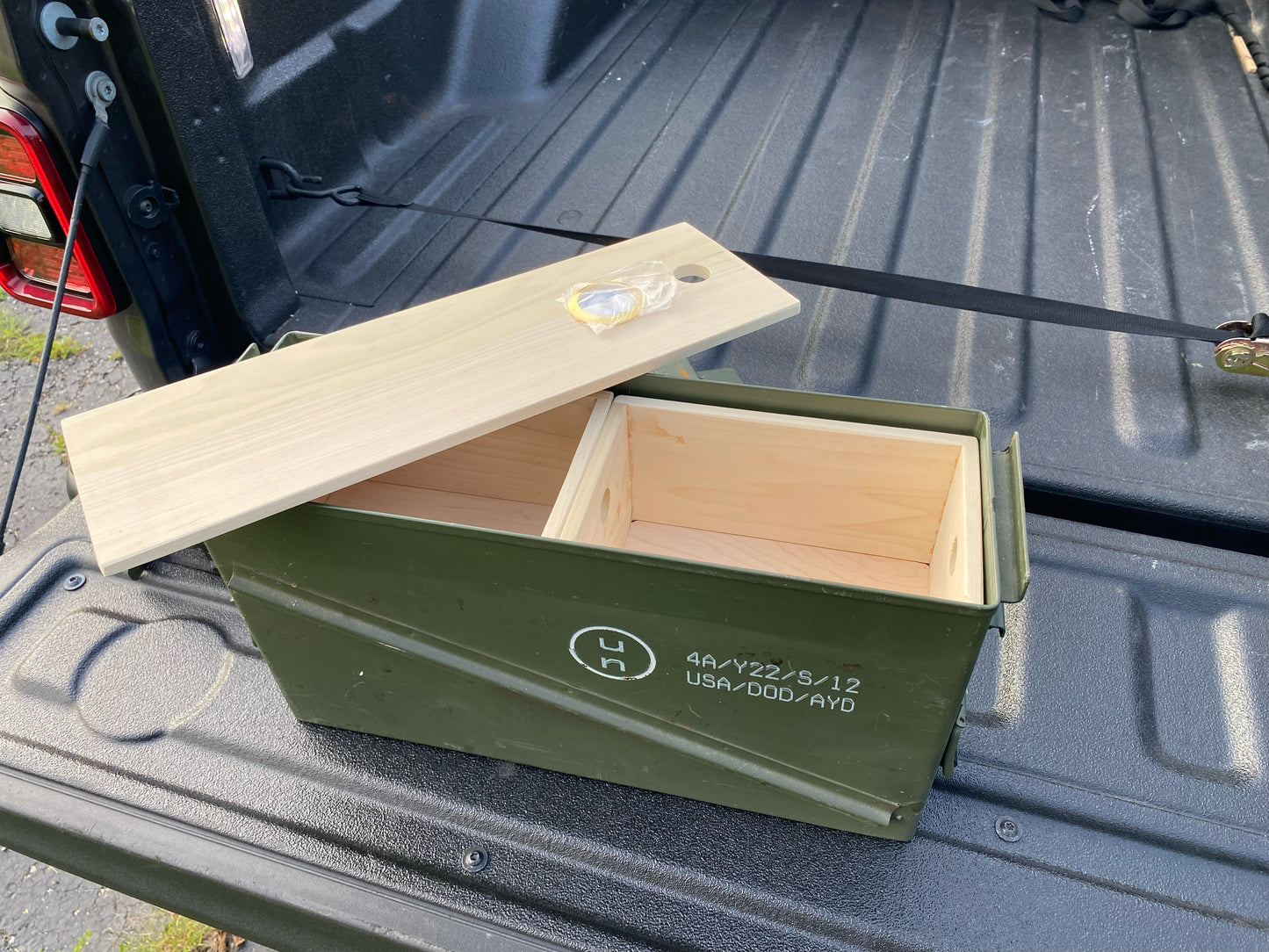 DCC 40MM Ammo Can Humidor Gift Set